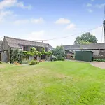 4 Bed In Malham Oc-c32684 Nyaraló